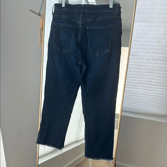 GUC Kut from the Kloth High-Waisted Black Ankle Cropped Fray Jeans - Picture 5 of 9